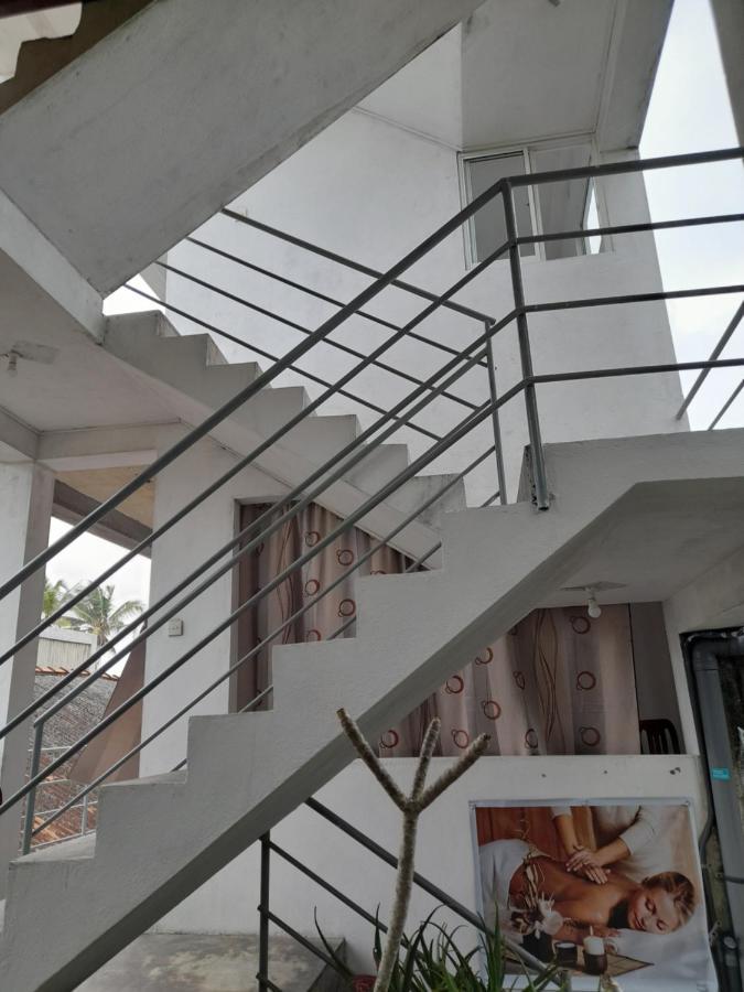Hotel Remember Hikkaduwa Exterior foto
