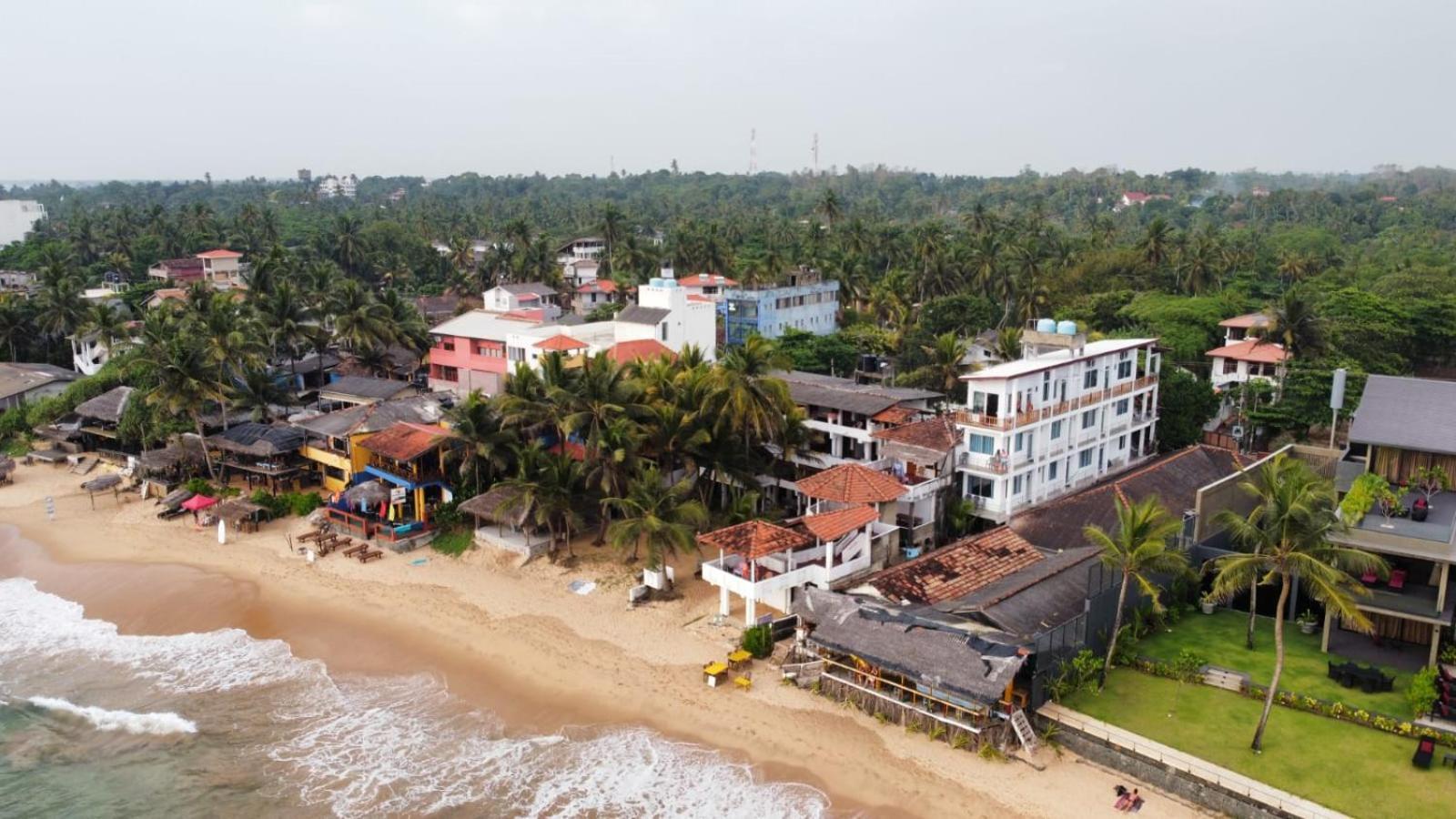 Hotel Remember Hikkaduwa Exterior foto